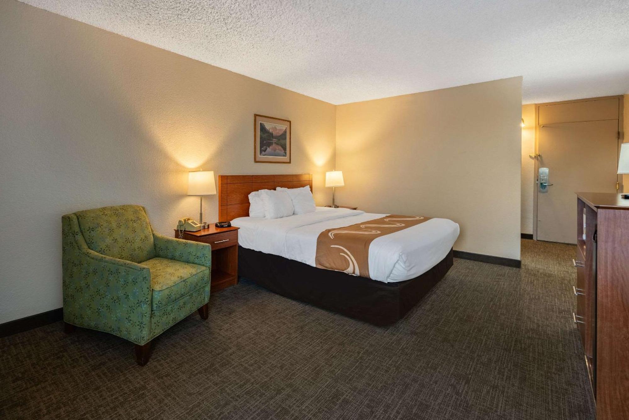 Quality Inn & Suites キャノン・シティー エクステリア 写真